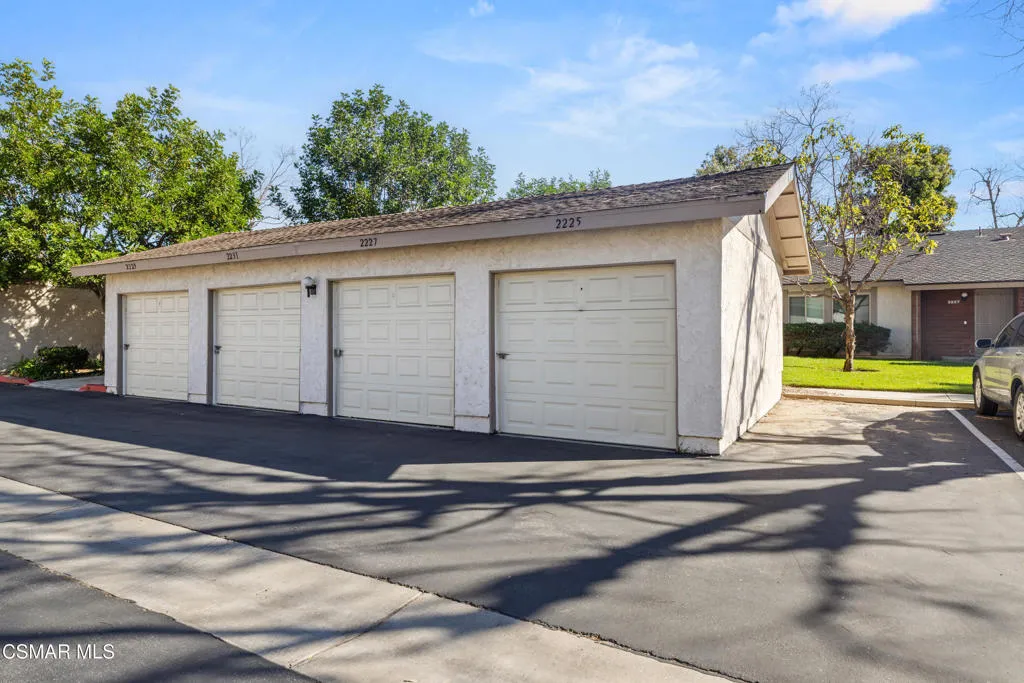 2225 Edelweiss Street 43, Oxnard, California 93036 home-pic-24