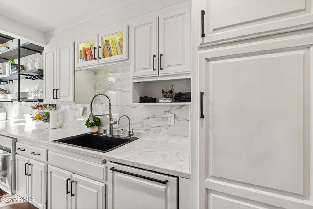 2225 Edelweiss Street 43, Oxnard, California 93036 home-pic-10
