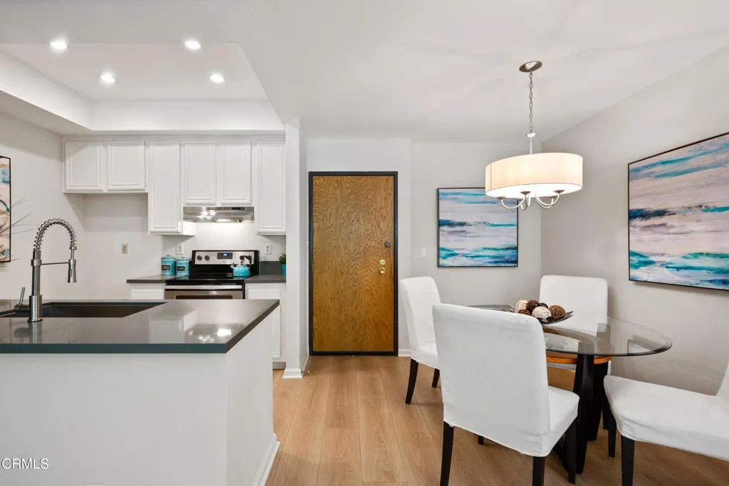 4200 Via Arbolada 207, Los Angeles, California 90042 home-pic-8