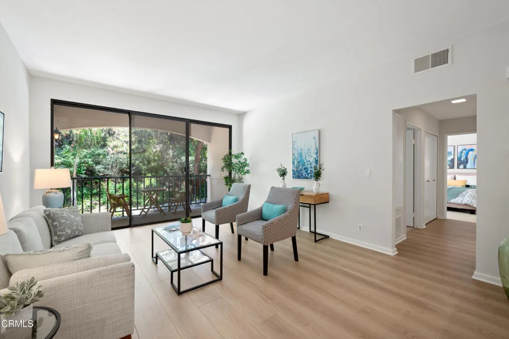 4200 Via Arbolada 207, Los Angeles, California 90042 home-pic-16