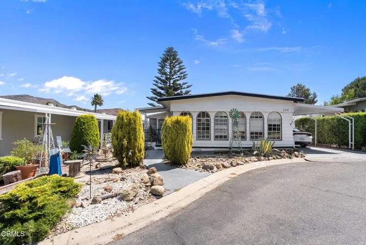 258 El Gallardo Newbury Park CA (22)