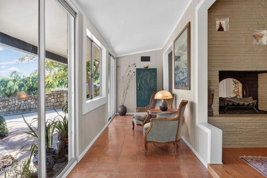165 Feliz Drive, Oak View, California 93022 home-pic-10