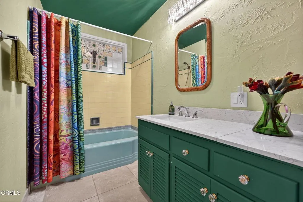 165 Feliz Drive, Oak View, California 93022 home-pic-27