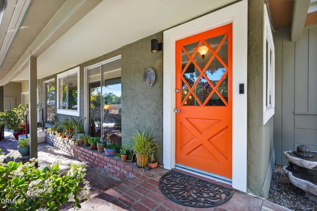 165 Feliz Drive, Oak View, California 93022 home-pic-8