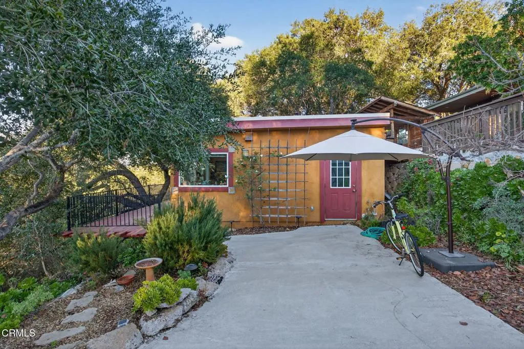 165 Feliz Drive, Oak View, California 93022 home-pic-5