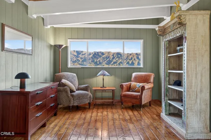 21 33-web-or-mls-Upmarketmedia_165Fel-13