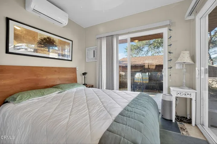 37 52-web-or-mls-Upmarketmedia_165Fel-19