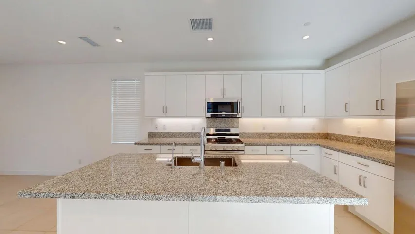 35815-McCarthy-St-Palm-Desert-CA-92211-0