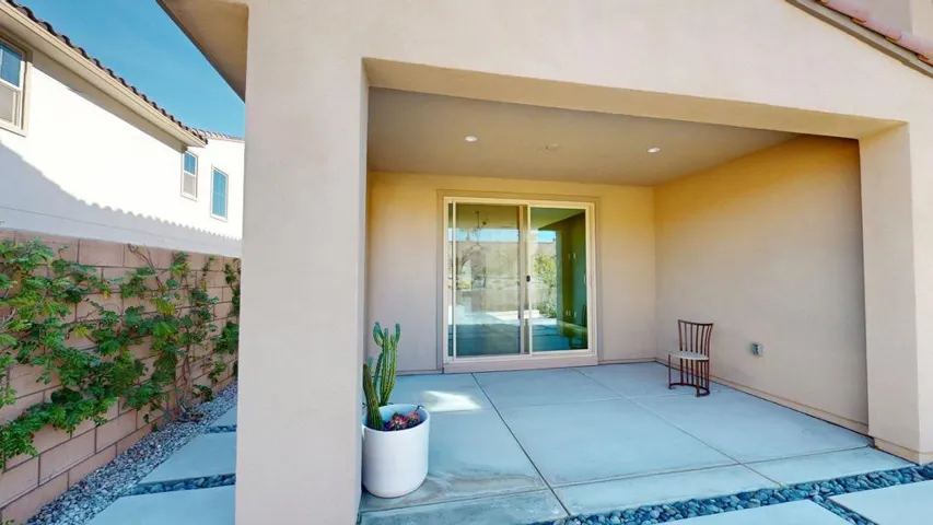 35815-McCarthy-St-Palm-Desert-CA-92211-0