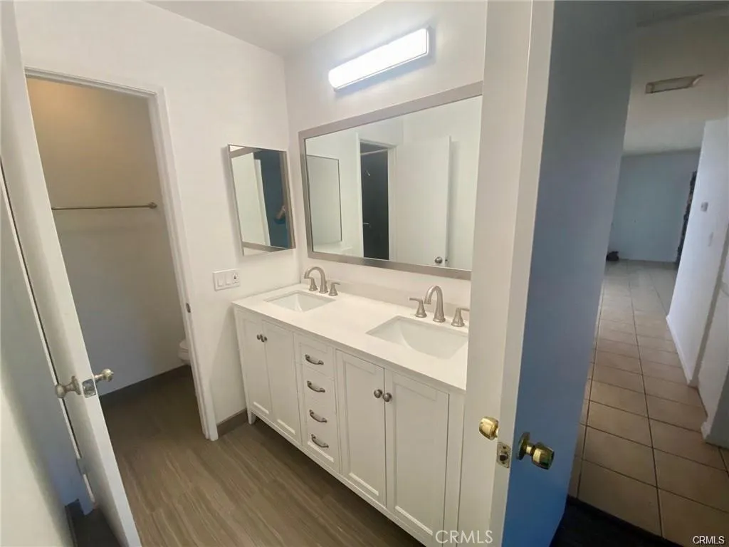 1101 W Macarthur 296, Santa Ana, California 92707 home-pic-8