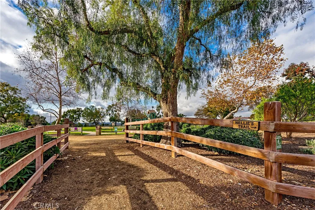 25191 Rockridge Road, Laguna Hills, California 92653 home-pic-30