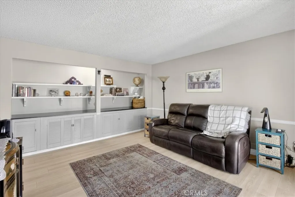 1241 Flintlock Rd, Diamond Bar, California 91765 home-pic-24