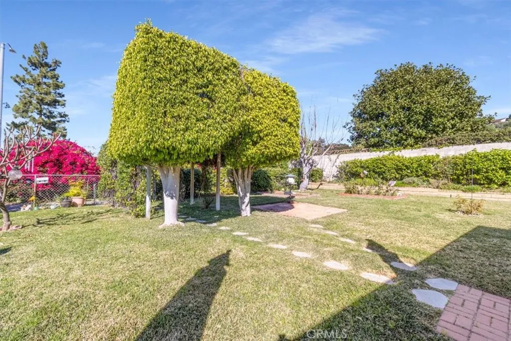 1241 Flintlock Rd, Diamond Bar, California 91765 home-pic-44