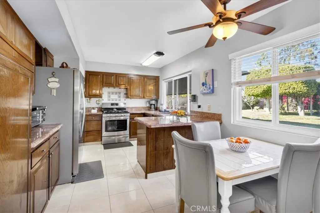 1241 Flintlock Rd, Diamond Bar, California 91765 home-pic-17