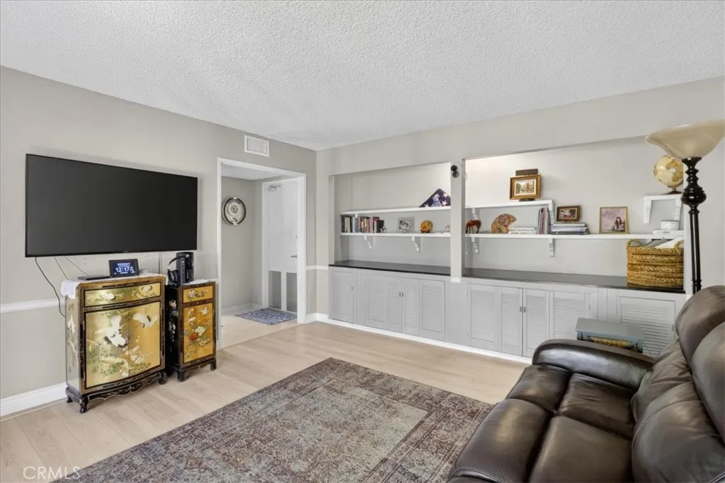 1241 Flintlock Rd, Diamond Bar, California 91765 home-pic-26
