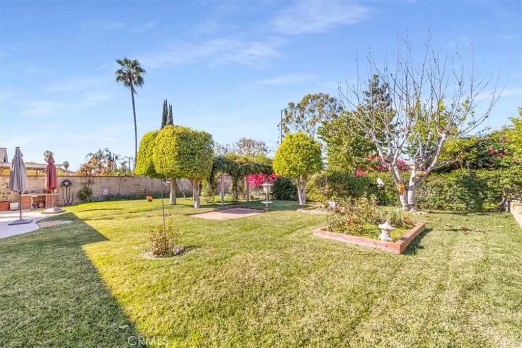 1241 Flintlock Rd, Diamond Bar, California 91765 home-pic-58