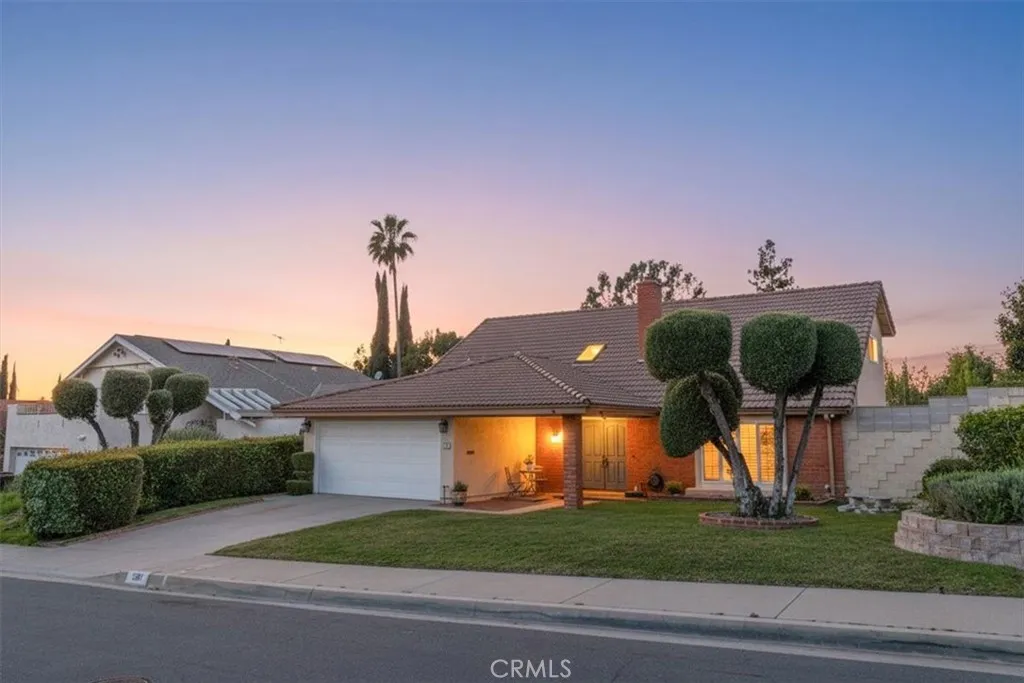 1241 Flintlock Rd, Diamond Bar, California 91765 home-pic-2