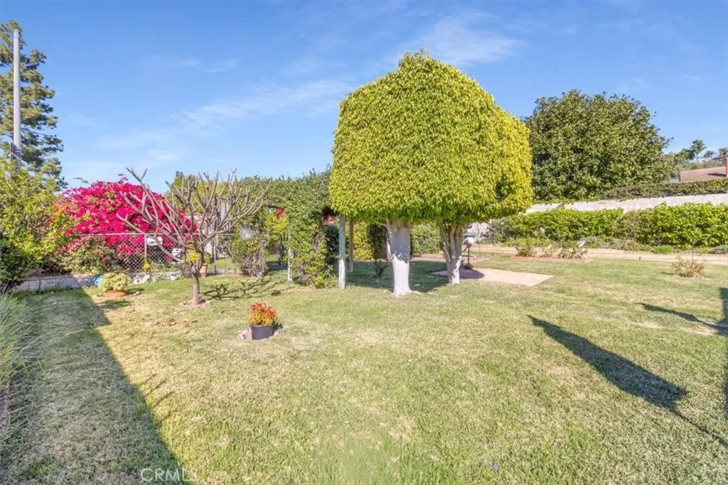 1241 Flintlock Rd, Diamond Bar, California 91765 home-pic-47