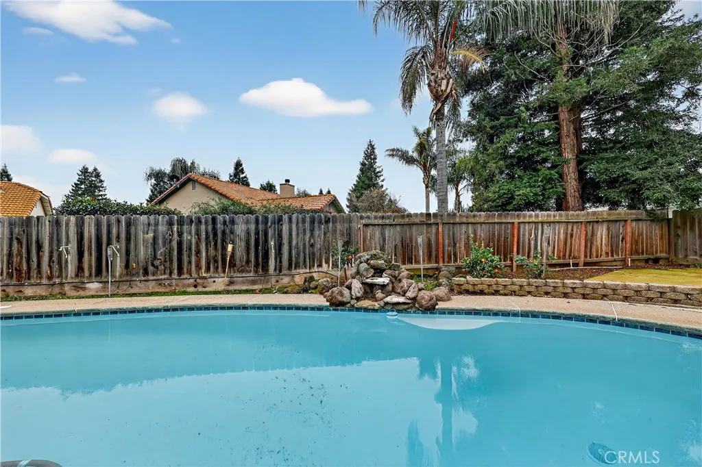 724 Robin Drive, Merced, California 95340 home-pic-58