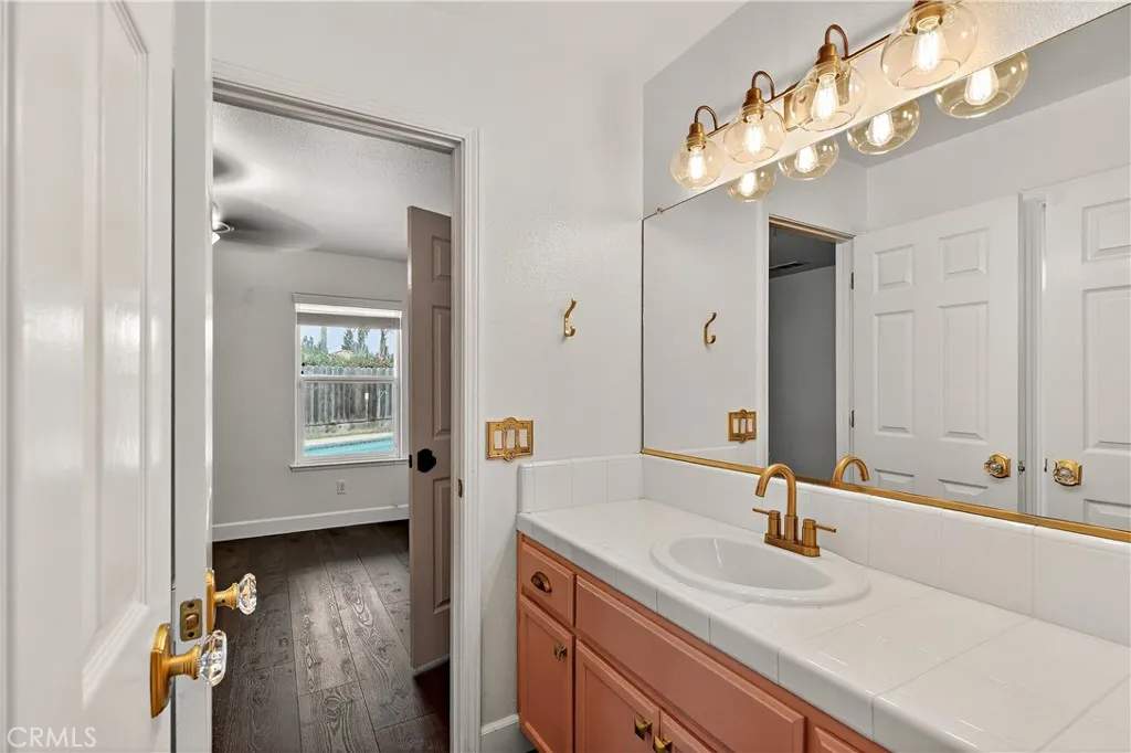 724 Robin Drive, Merced, California 95340 home-pic-25