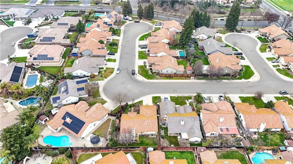 724 Robin Drive, Merced, California 95340 home-pic-64