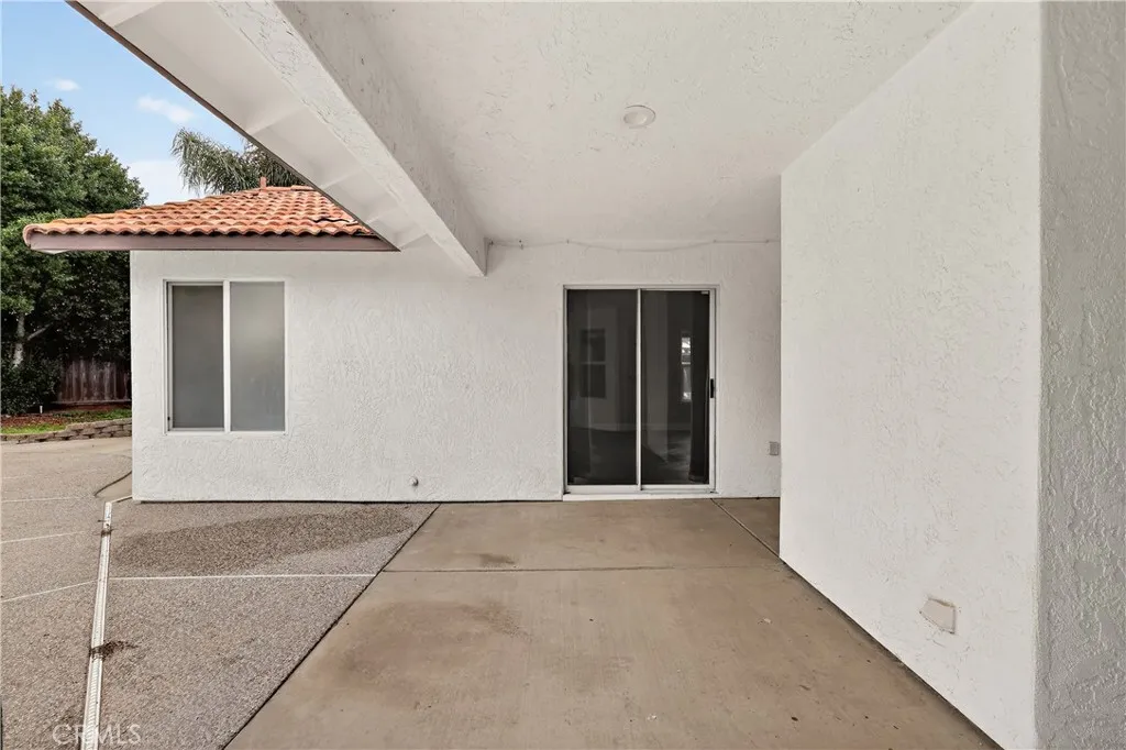 724 Robin Drive, Merced, California 95340 home-pic-54