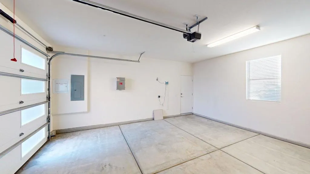 35887 Mccarthy Street, Palm Desert, California 92211 home-pic-36