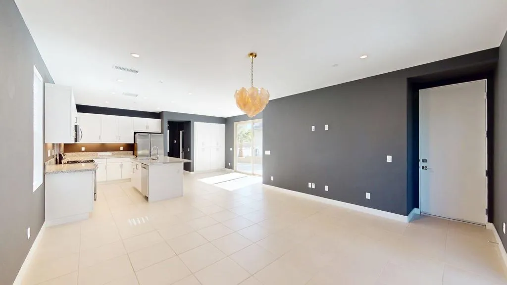 35887 Mccarthy Street, Palm Desert, California 92211 home-pic-13