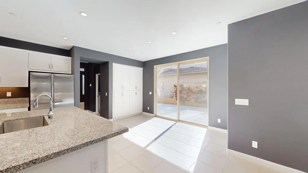 35887 Mccarthy Street, Palm Desert, California 92211 home-pic-22