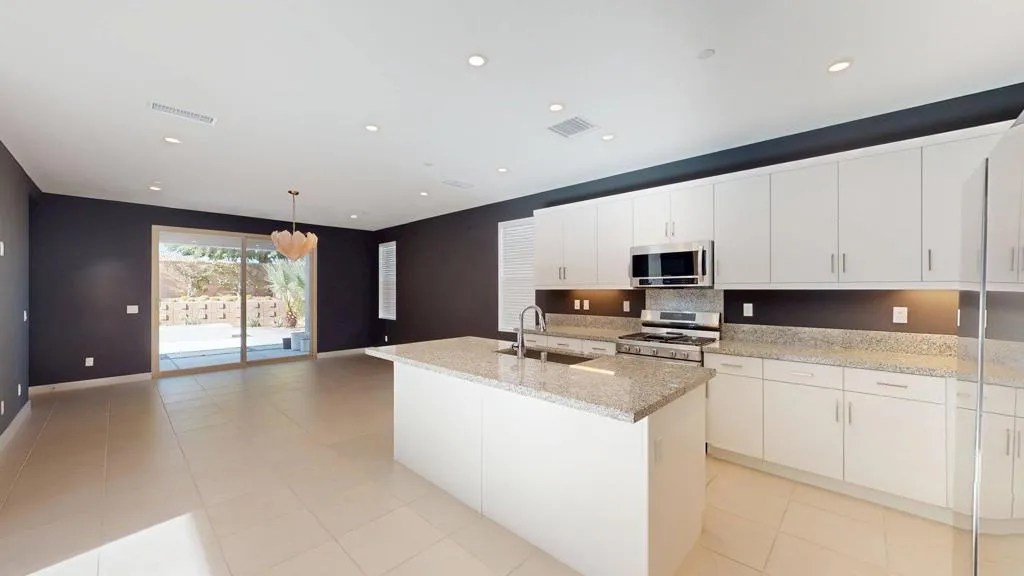 35887 Mccarthy Street, Palm Desert, California 92211 home-pic-18
