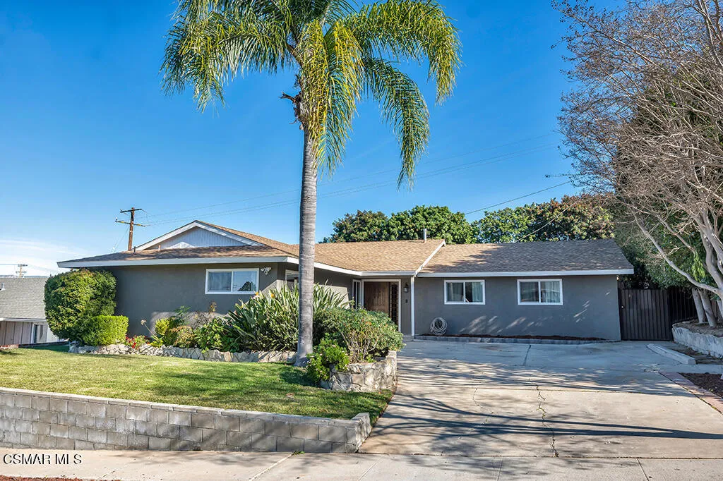 896 Moffatt Circle, Simi Valley, California 93065 home-pic-1