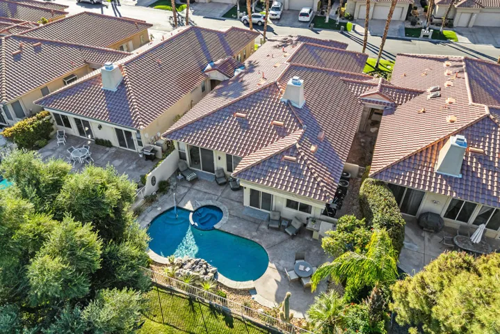 5_11976634_185505_185505-EI-105