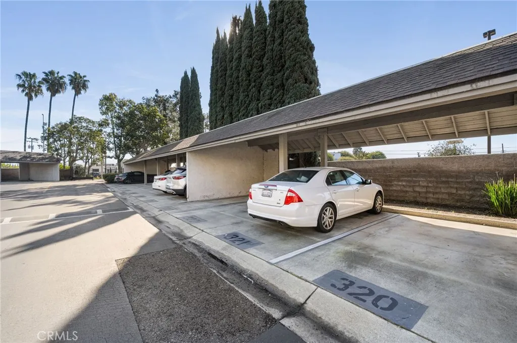 10571 Lakeside Drive S D, Garden Grove, California 92840 home-pic-24