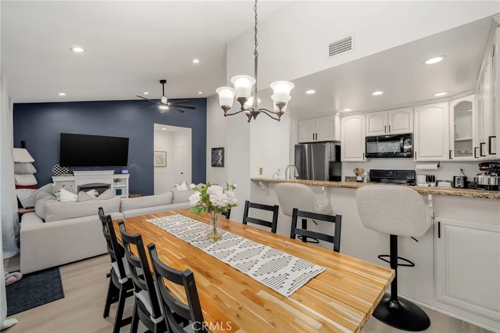 10571 Lakeside Drive S D, Garden Grove, California 92840 home-pic-6