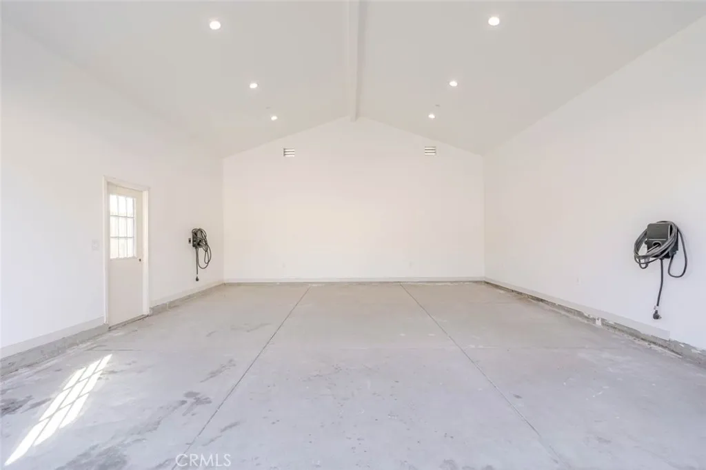 432 W Garfield Avenue, Glendale, California 91204 home-pic-24