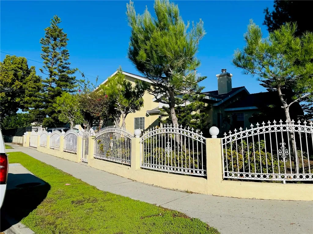 23616 Panama, Carson, California 90745 home-pic-8
