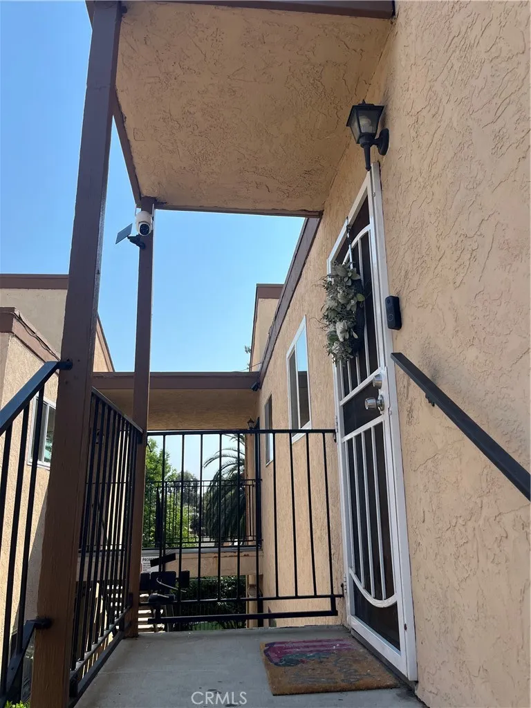 1051 Rock Springs, Escondido, California 92026 home-pic-28