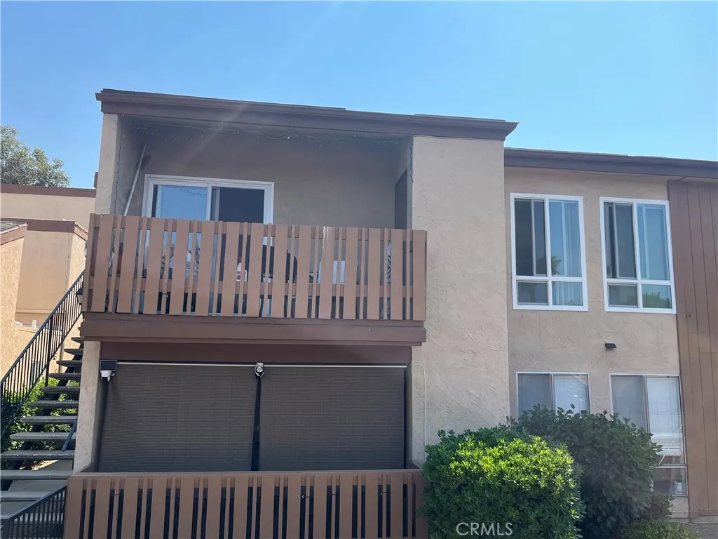 1051 Rock Springs, Escondido, California 92026 home-pic-1