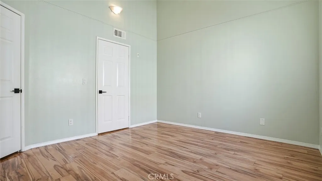 411 N Jackson Street 104, Glendale, California 91206 home-pic-15