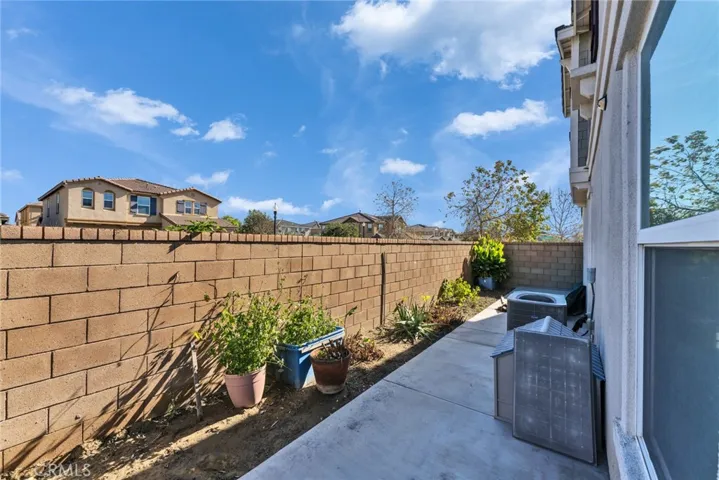 2827 E Banner, Ontario, California 91762