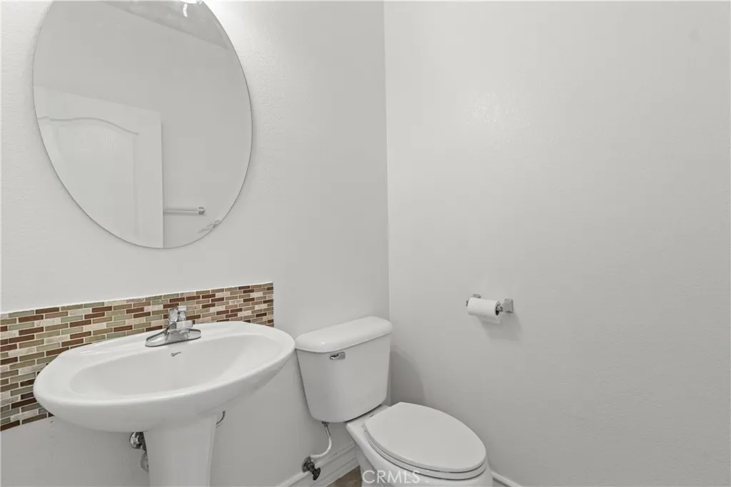 37707 Tamarind Court, Palmdale, California 93551 home-pic-7
