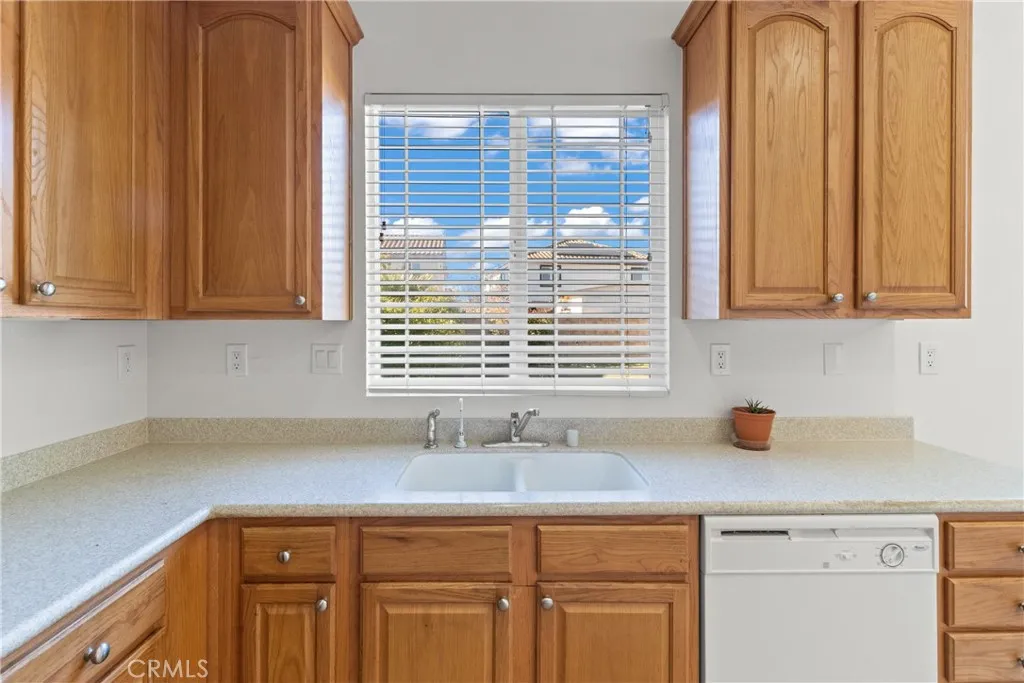 37707 Tamarind Court, Palmdale, California 93551 home-pic-11