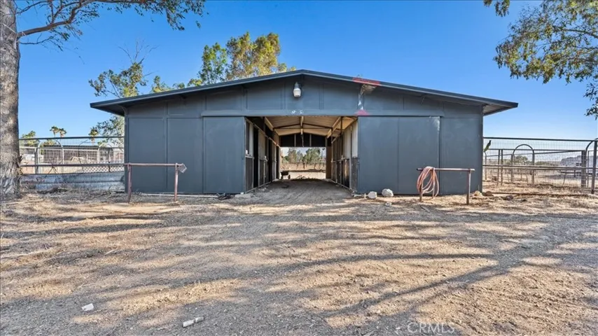943 Wesley, Banning, California 92220