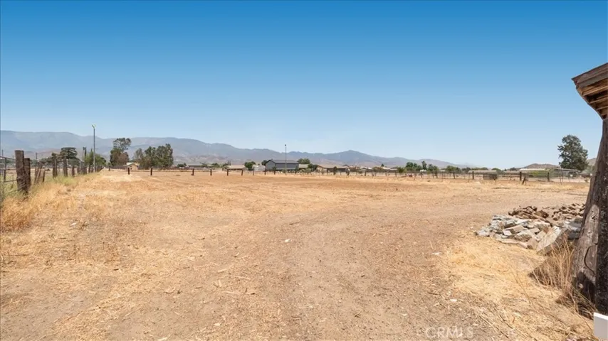 943 Wesley, Banning, California 92220