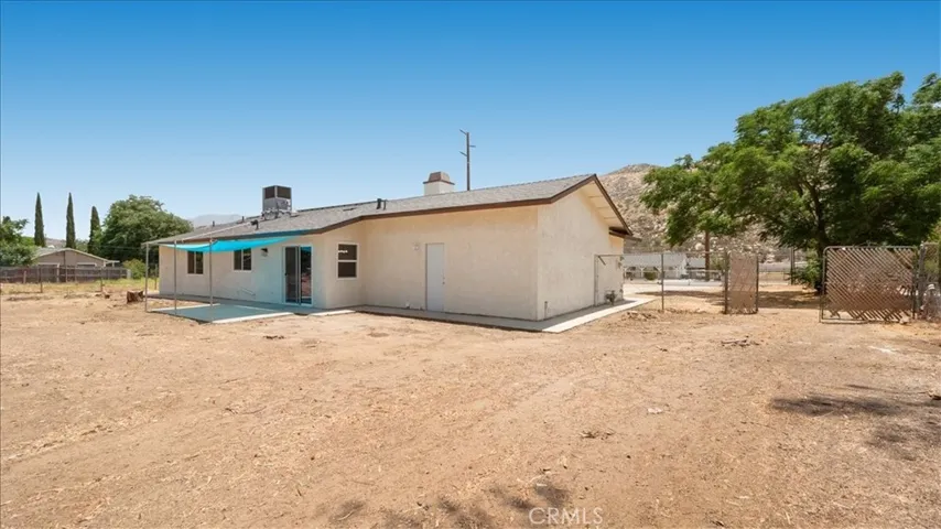943 Wesley, Banning, California 92220