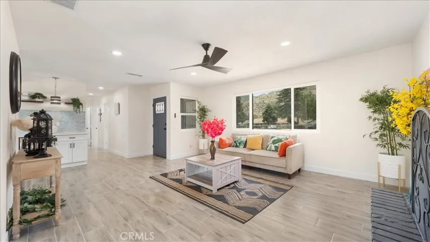 943 Wesley, Banning, California 92220