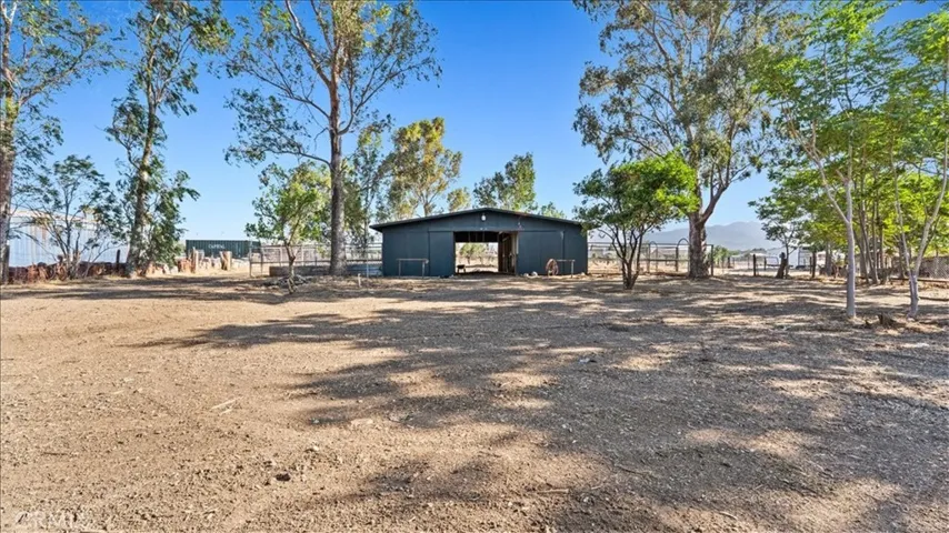 943 Wesley, Banning, California 92220