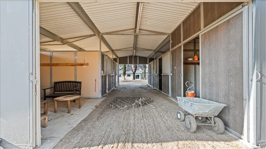 943 Wesley, Banning, California 92220