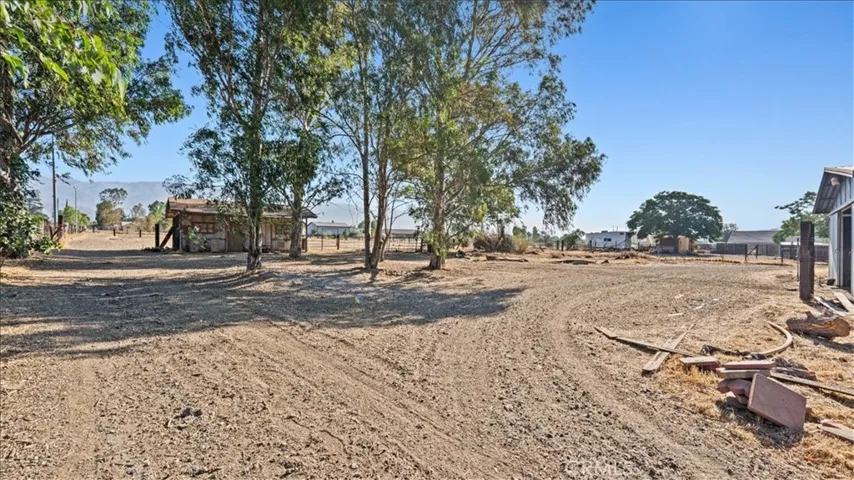 943 Wesley, Banning, California 92220