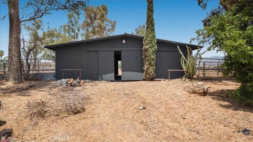 943 Wesley, Banning, California 92220